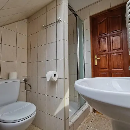 Chlabowkowe Izdebki Guest house