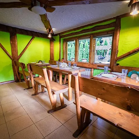 Chlabowkowe Izdebki Guest house *